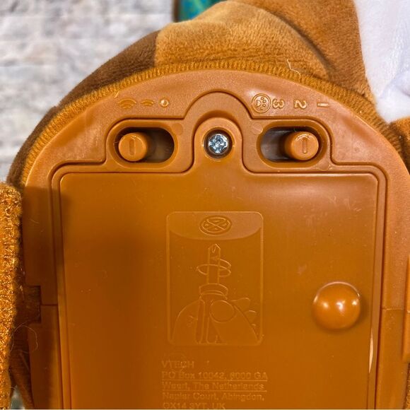 Leap Frog Speak & Learn Plush Puppy Animatronic Sing Speak Learn - Picture 6 of 6